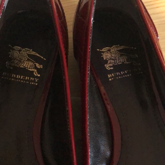 Burberry flats - Picture 4 of 5